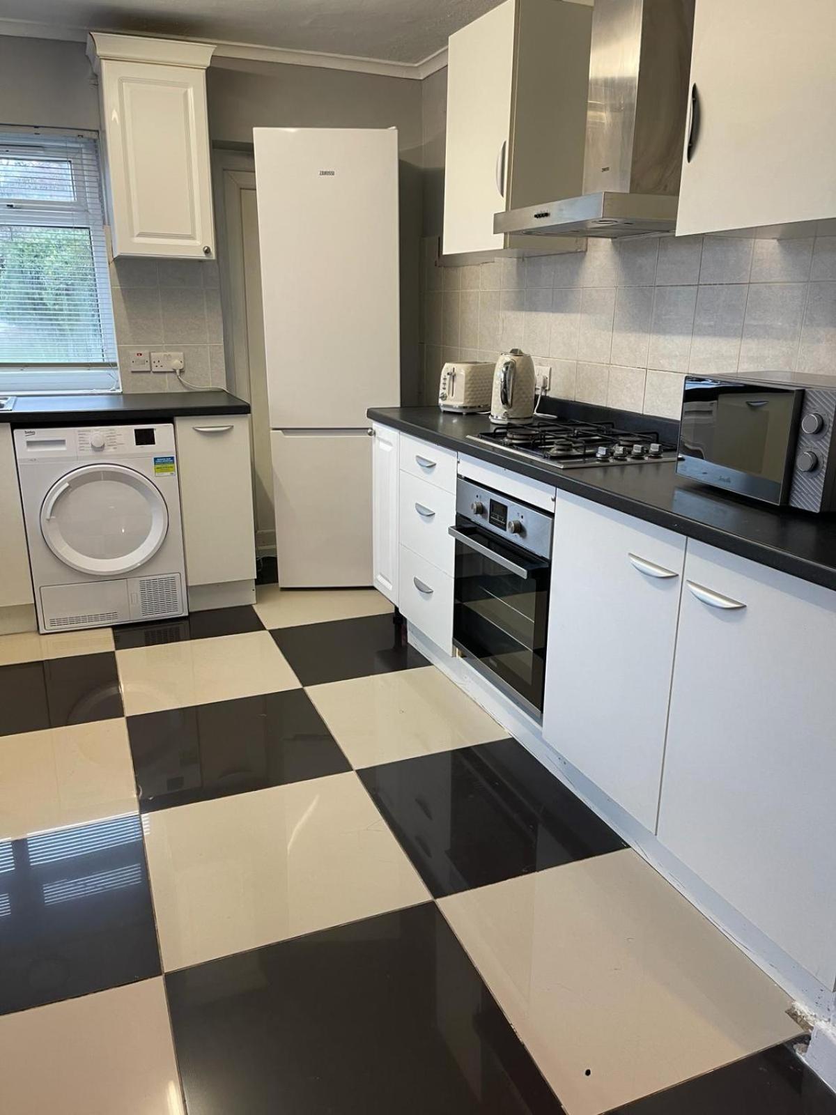 London Guest Room Экстерьер фото